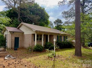 115 S White Oak St, Morven, NC 28119