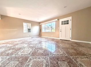 1423 Kewen St, San Fernando, CA 91340
