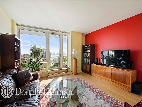 4th image of 450 W 17th St APT 2105