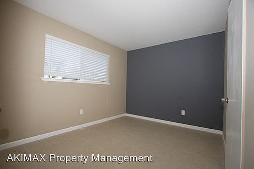 5th image of 3729 Branch St