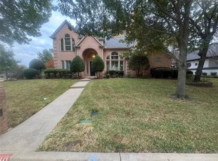 1440 Southern Hills Dr, Mansfield, TX 76063