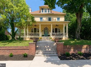 1009 Oak Hill Ave, Hagerstown, MD 21742