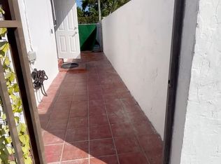 9500 SW 26th Dr, Miami, FL 33165