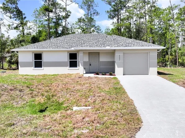2007 Voss Ct, Lehigh Acres, FL 33972
