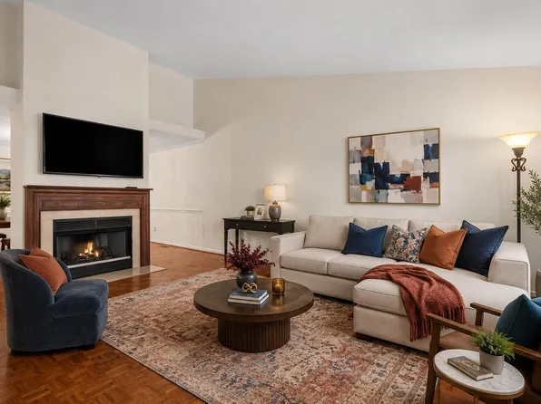 323 Autumn Chase Dr, Nashville, TN 37214