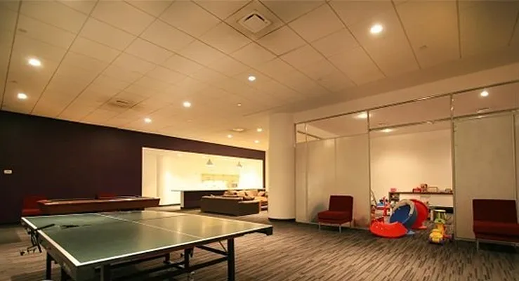 Rented by Compass | media 7