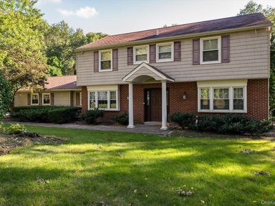 4 Whittock Lane, Melville, NY, 11747