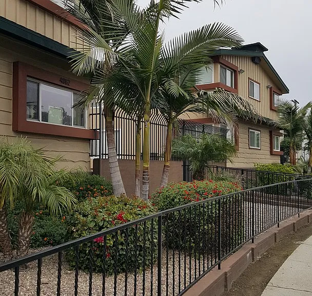 51st Street Apartments FSD — Photo 8