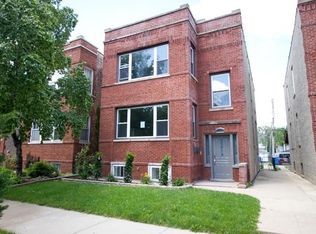 3126 W Eastwood Ave, Chicago, IL 60625
