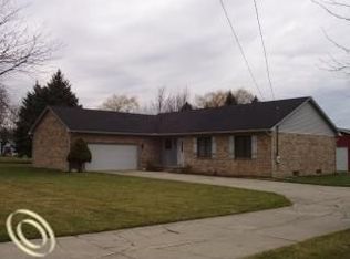 6041 E Baldwin Rd, Grand Blanc, MI 48439