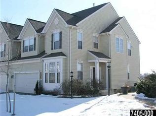 3826 Kings Ln, Dover, PA