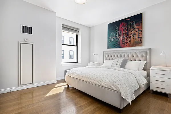 Sold by Douglas Elliman | media 4