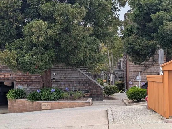 461 Dela Vina Ave APT 104, Monterey, CA 93940