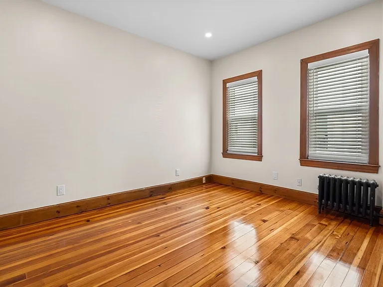 62 Vernal St #3 — Photo 9