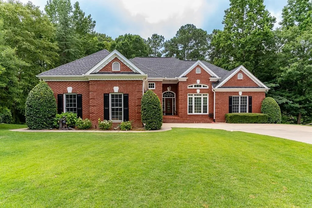 3430 Fox Hollow Way photo 1