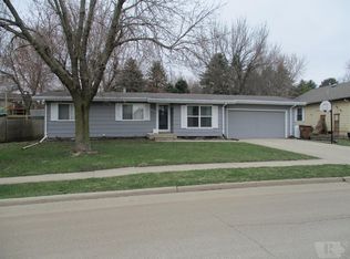 604 Granada Rd, Carroll, IA 51401