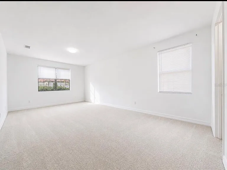 10359 Henbury St — Photo 36