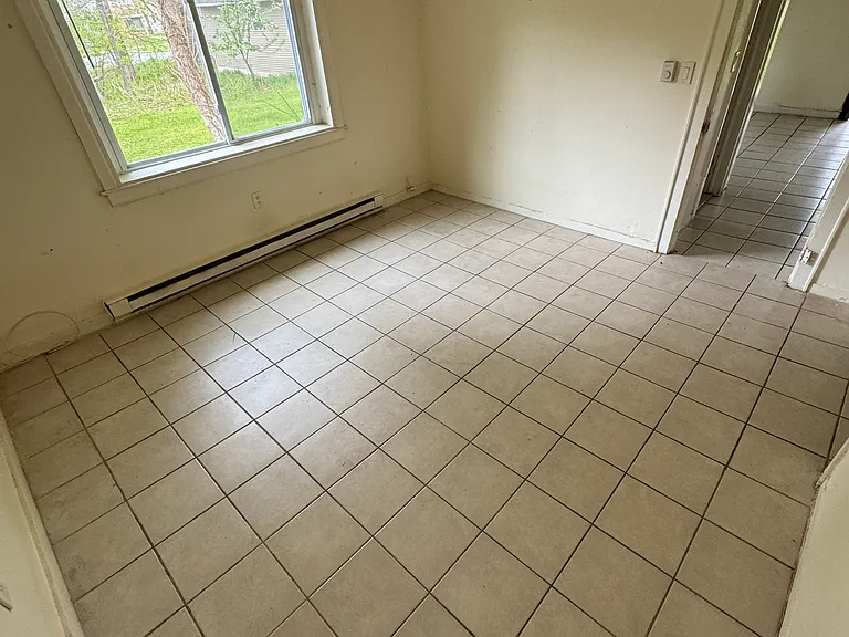 27 Hillside Ave #4 — Photo 6
