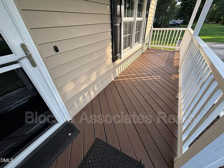 170 Devin Dr — Photo 13