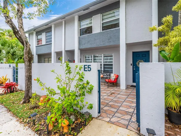 14123 SW 66th St APT E5, Miami, FL 33183