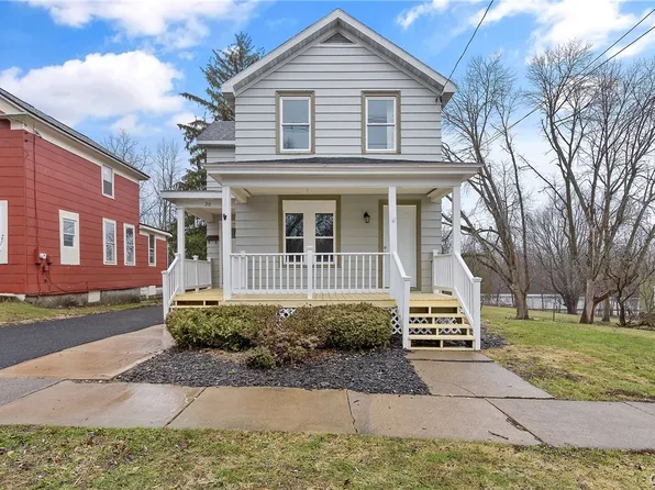 20 Hawley St, Oswego, NY 13126