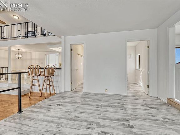 4th image of 7815 Maverick Rd