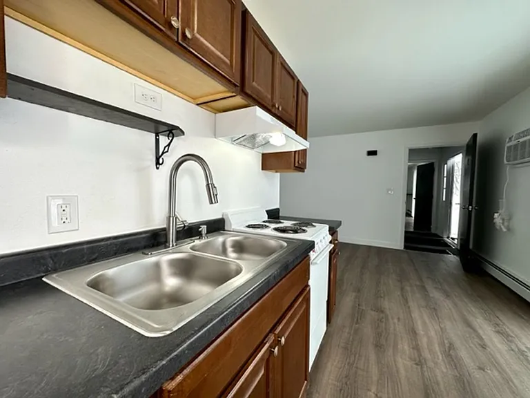 118 W Prairie St — Photo 4