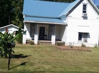 600 4th St, Hazel, KY 42049