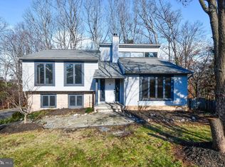 4413 Murven Park Ln, Fredericksburg, VA 22408