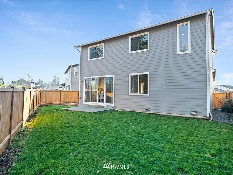 5733 84th Dr NE — Photo 28