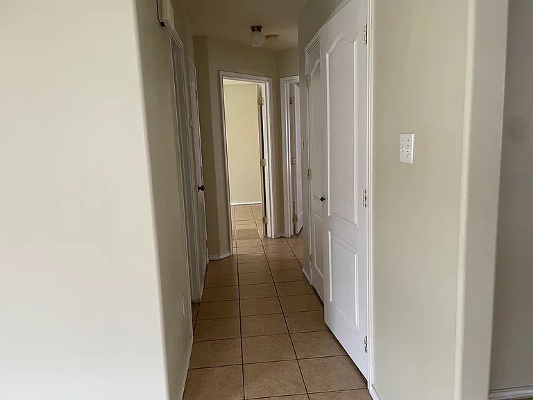 3824 W Faith Hill St #5 — Photo 3