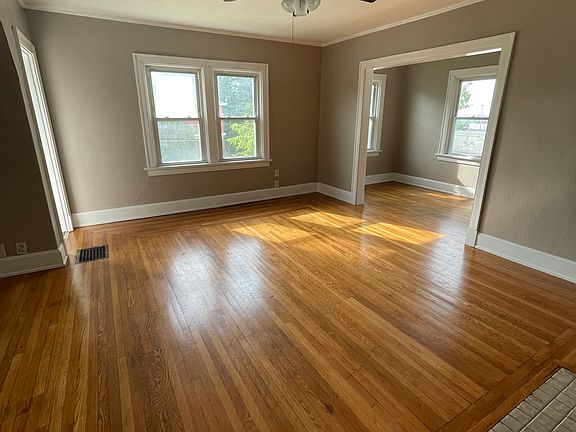 3rd image of 3025 McHenry Ave #2