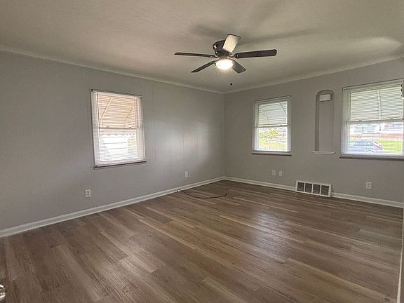 2nd image of 4670 E 90th St