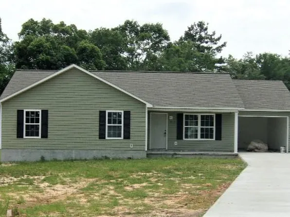 915 Evergreen Ln, Douglas, GA 31533