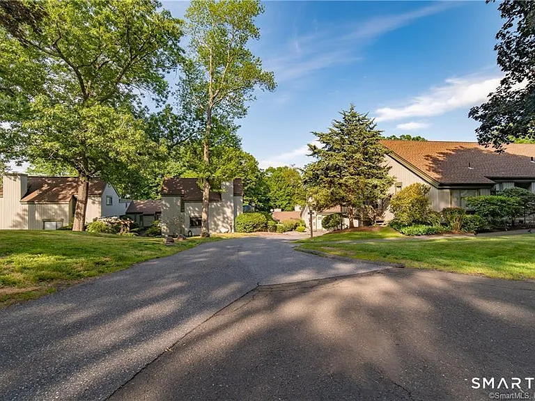 140 Woodvale Dr #E — Photo 20