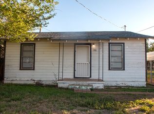 130 Concho St, Tye, TX 79563