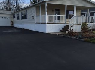 6263 Murphy Dr, Victor, NY 14564