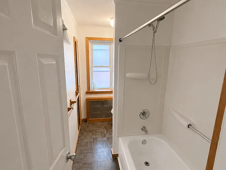38 Carroll St — Photo 11