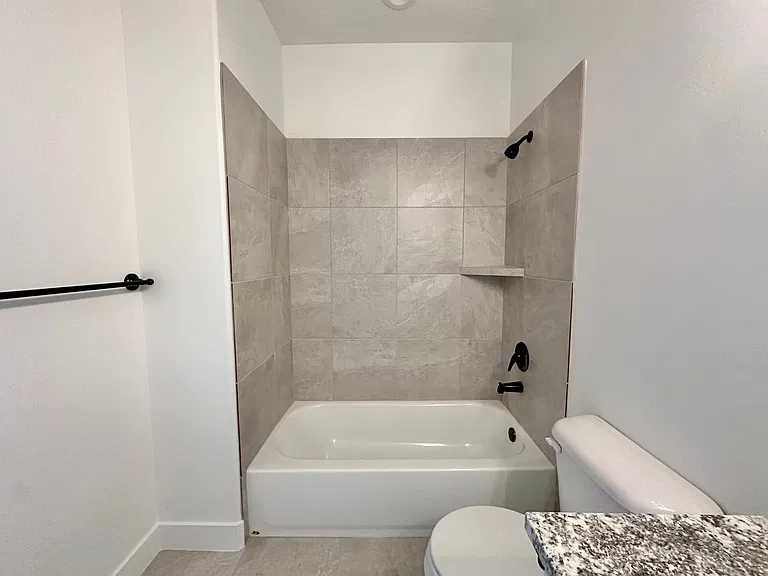 115 N 2480 W — Photo 9