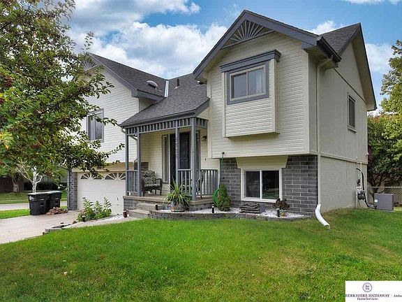 2nd image of 5506 N 113th St