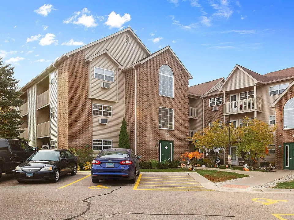 340 Cunat Blvd #3G