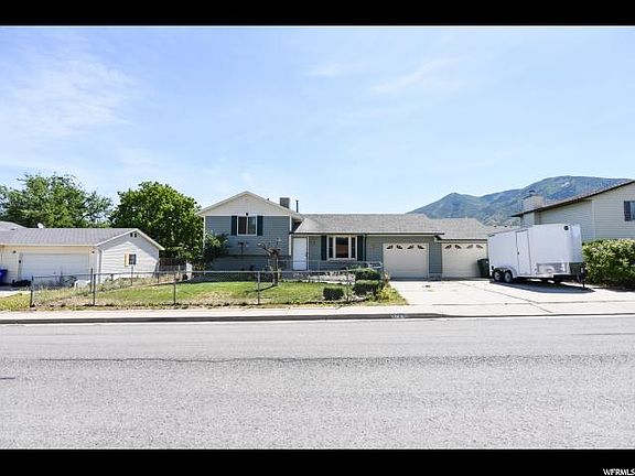 2nd image of 578 N Blueridge Dr
