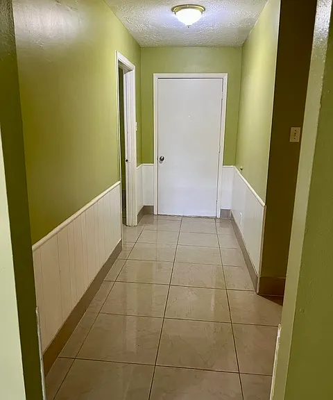 8372 Leamont Dr — Photo 44