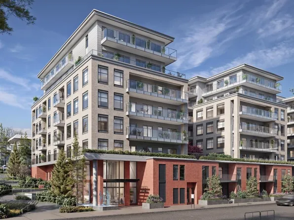 82 1st St #307, New Westminster, BC V3L 2G1