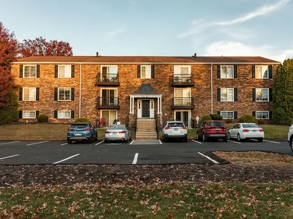 9005 James Ct, Aliquippa, PA 15001
