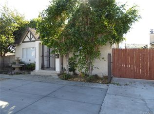 19700 Stagg St, Winnetka, CA 91306