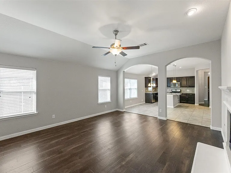1004 Water Garden Cir — Photo 10