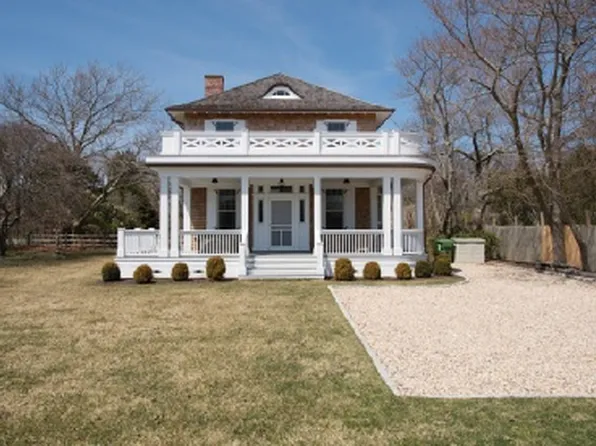 https://photos.zillowstatic.com/fp/73329be1436366e69b243be8865fdc92-p_e.webp