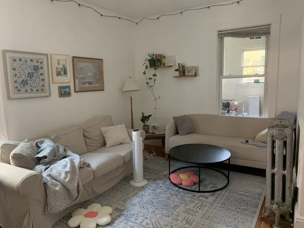 158 River St, Cambridge, MA