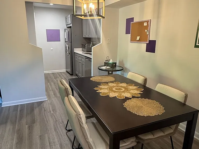2105 Turtle Creek Dr #8 — Photo 14